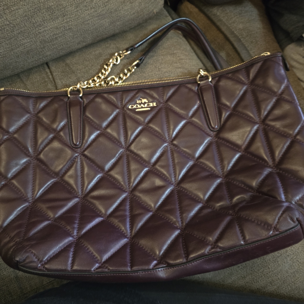 Coach Quilted Brown Shoulder Bag - Picture 3 of 6